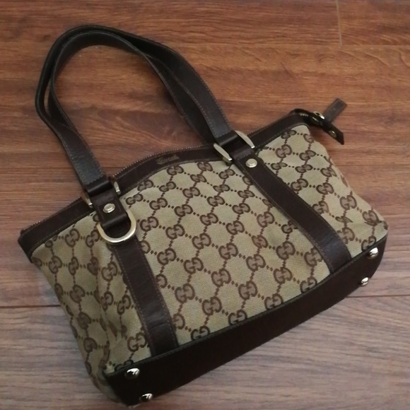 gucci bag - Picture 2 of 4